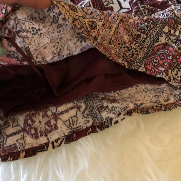 LAST 1! WINE PAISLEY PRINT SHORTS ROMPER - Picture 6 of 6